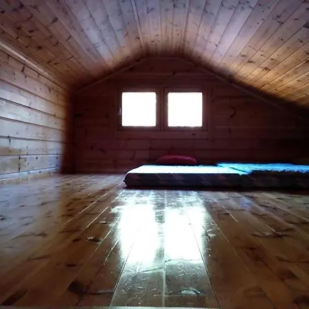 Kimppa-cabin / дом в лесу у озера Apartment Kolari