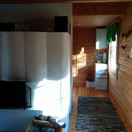 Apartamento Kimppa-cabin / дом в лесу у озера